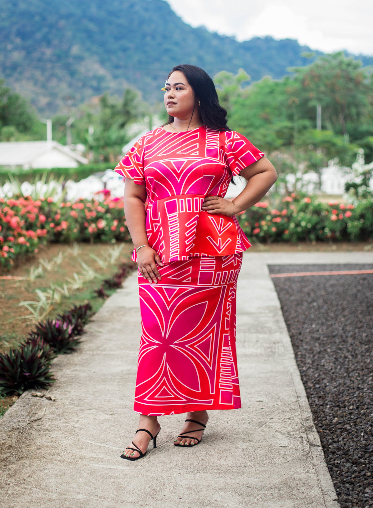Lisi Puletasi Set Fuchsia Flame