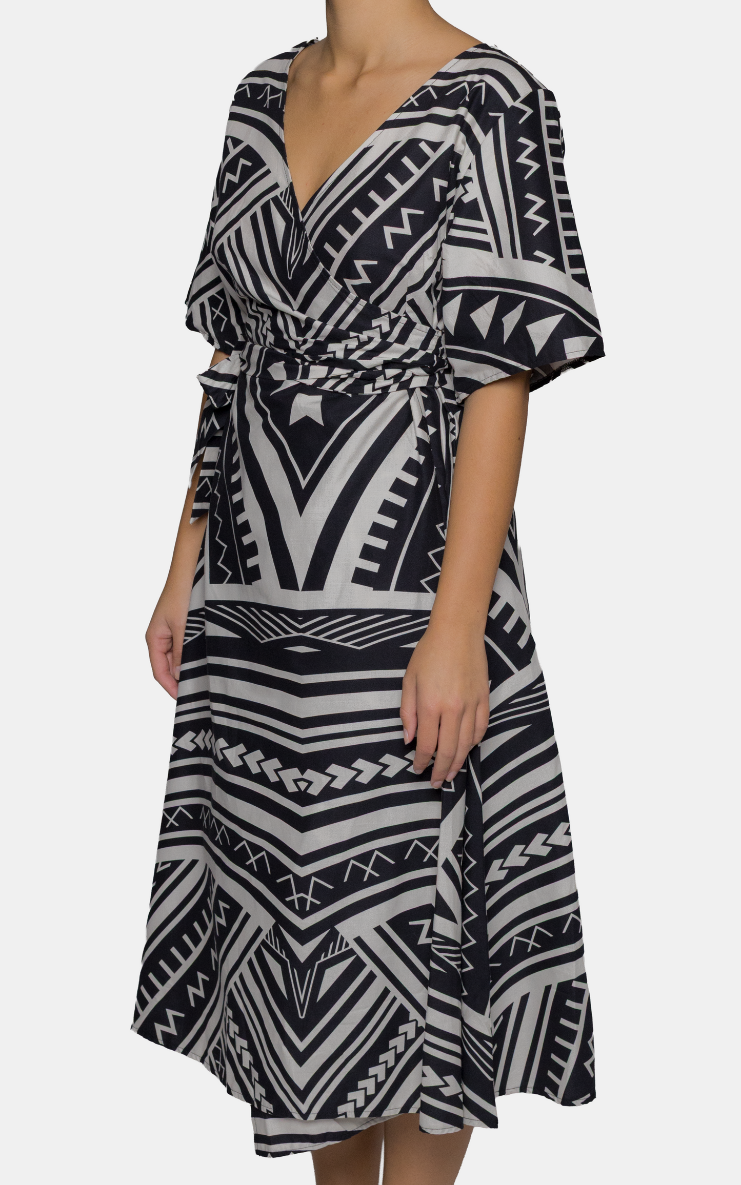 Eveni Pacific Ladies Lily Wrap Dress - Ace Black