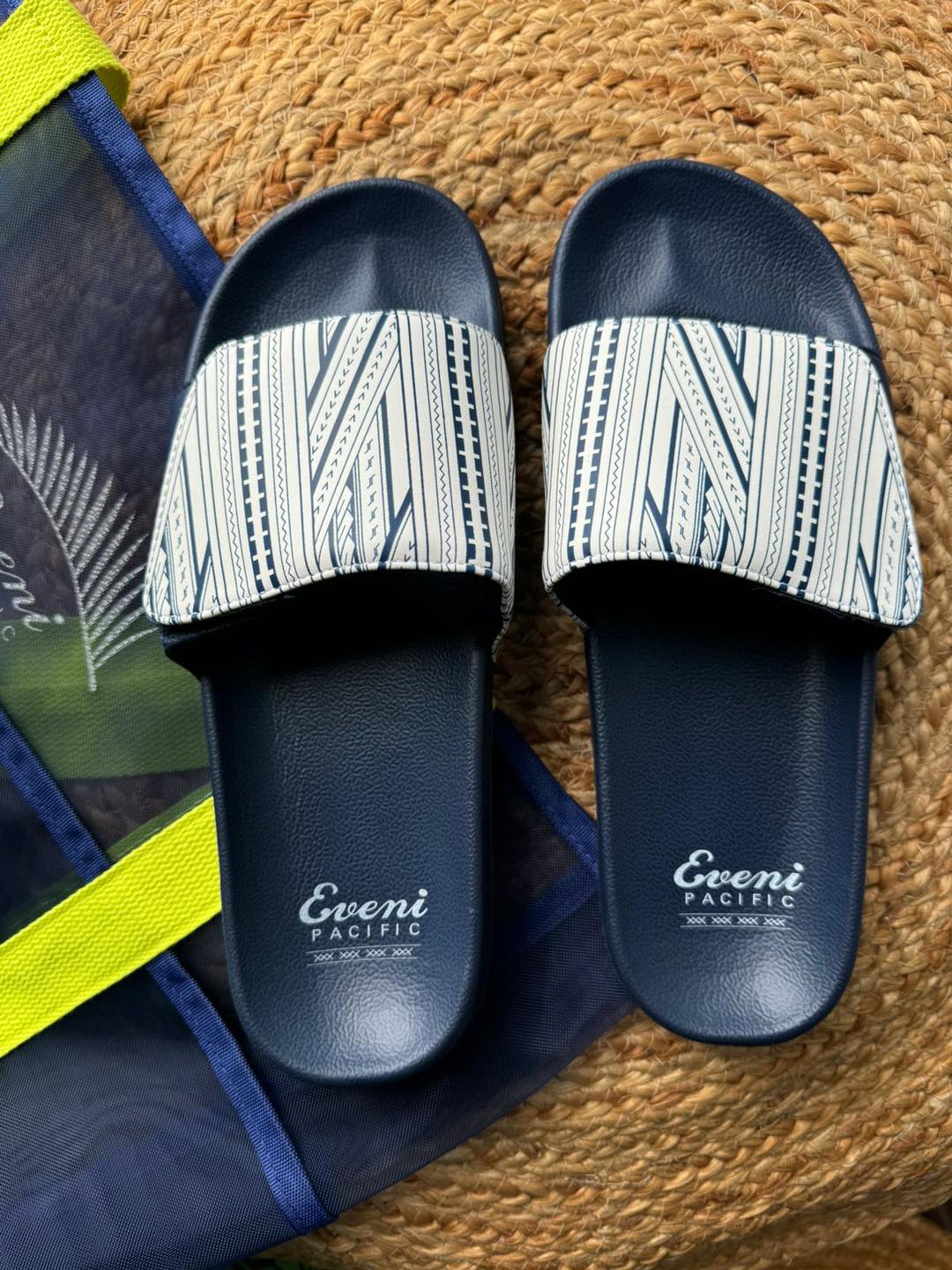 Eveni Pacific Slides  - F2249 Navy