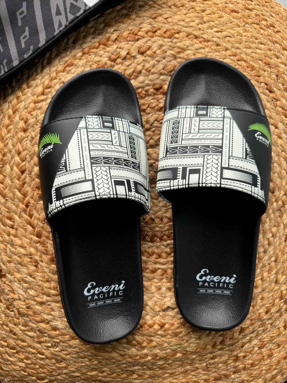 EveniPacific SLIDES F2250 BLK/WHT